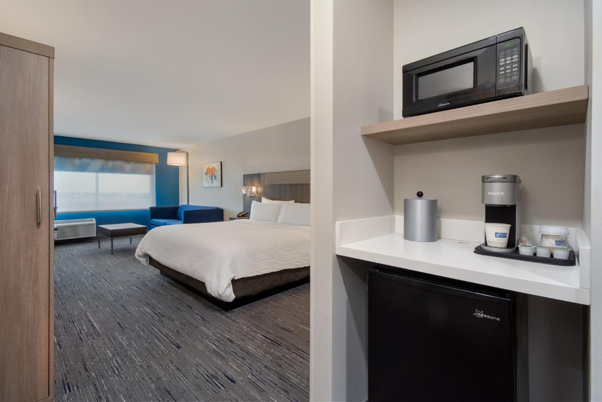 Holiday Inn Express & Suites Muskegon - Grand Haven By Ihg Exterior foto