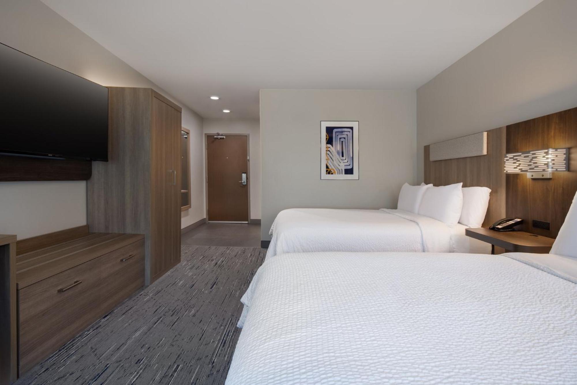 Holiday Inn Express & Suites Muskegon - Grand Haven By Ihg Exterior foto